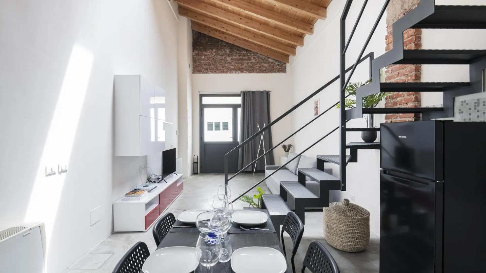 דירה מילאנו Easylife- Appartamento Su Due Livelli Su I Navigli